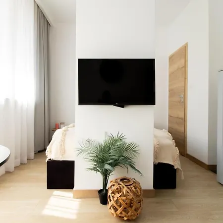 Piotrapartments - Wilcza Luxury Apartments In City Centre Warszawa Zewnętrze zdjęcie