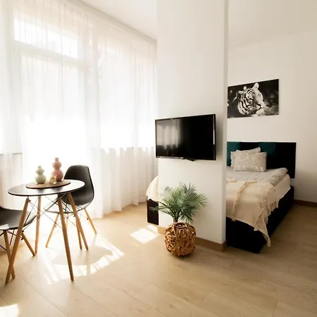 Piotrapartments - Wilcza Luxury Apartments In City Centre Warszawa Zewnętrze zdjęcie