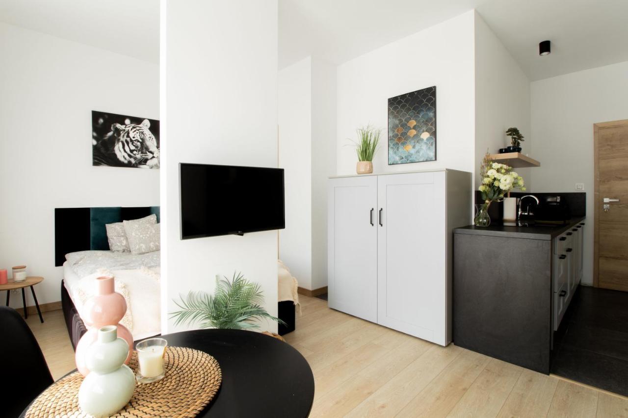 Apartment Piotrapartments - Wilcza Luxury In Centre Warsaw